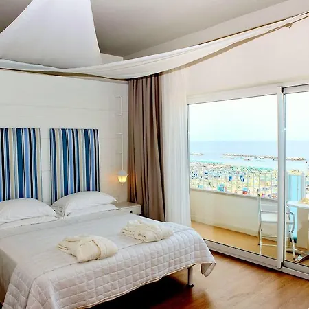Hotel Luxor Boutique 4*
